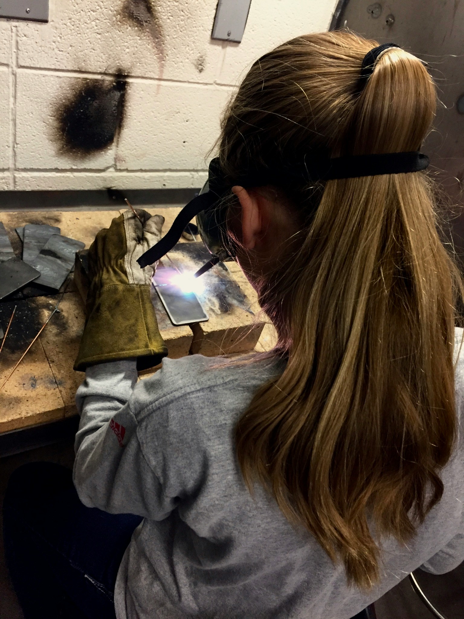 5 Essential Welding Gun Tips for Perfect MIG And TIG Welding Results 5 Suggerimenti essenziali per le pistole per saldatura per risultati perfetti di saldatura MIG e TIG