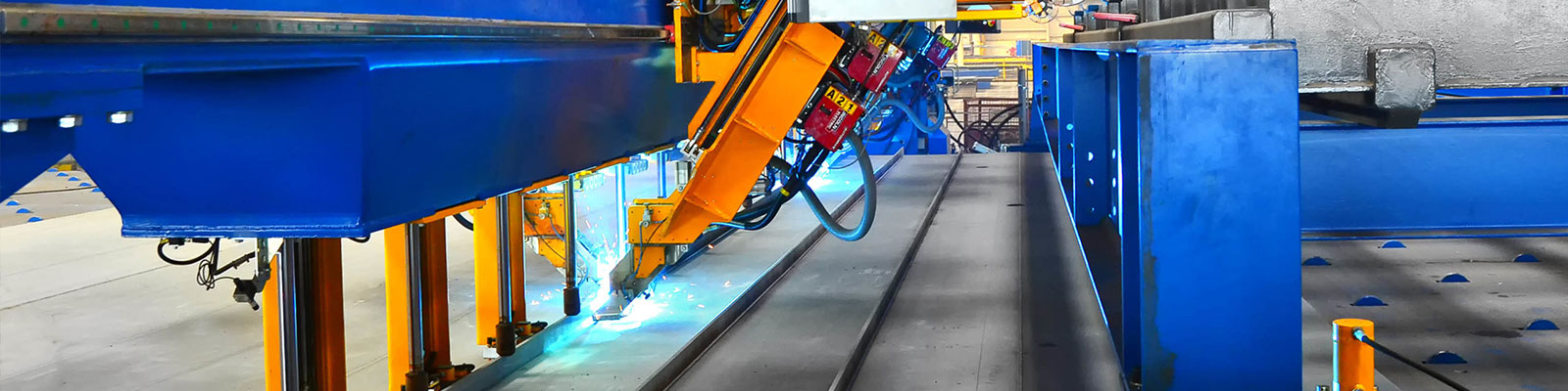 Longitudinales-liderazgo-system-system-plates